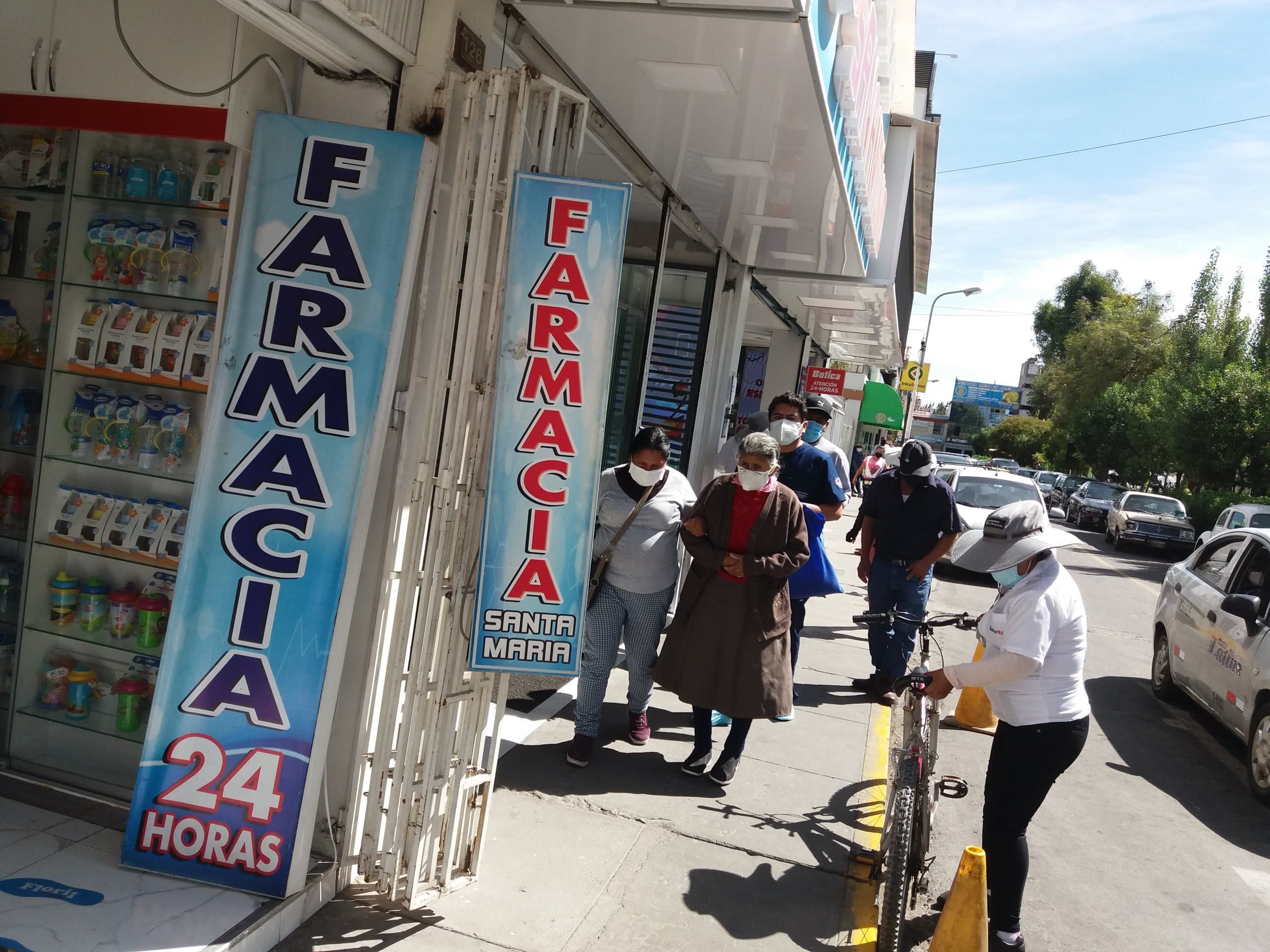 Advierten que venta libre de medicamentos afectará salud de la población