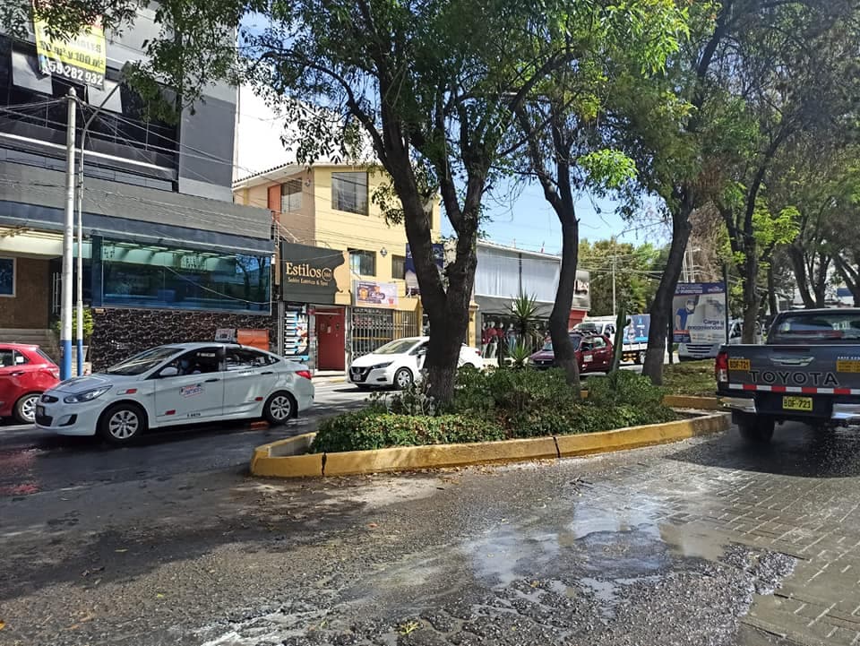 Multarán a Sedapar por rotura de vías