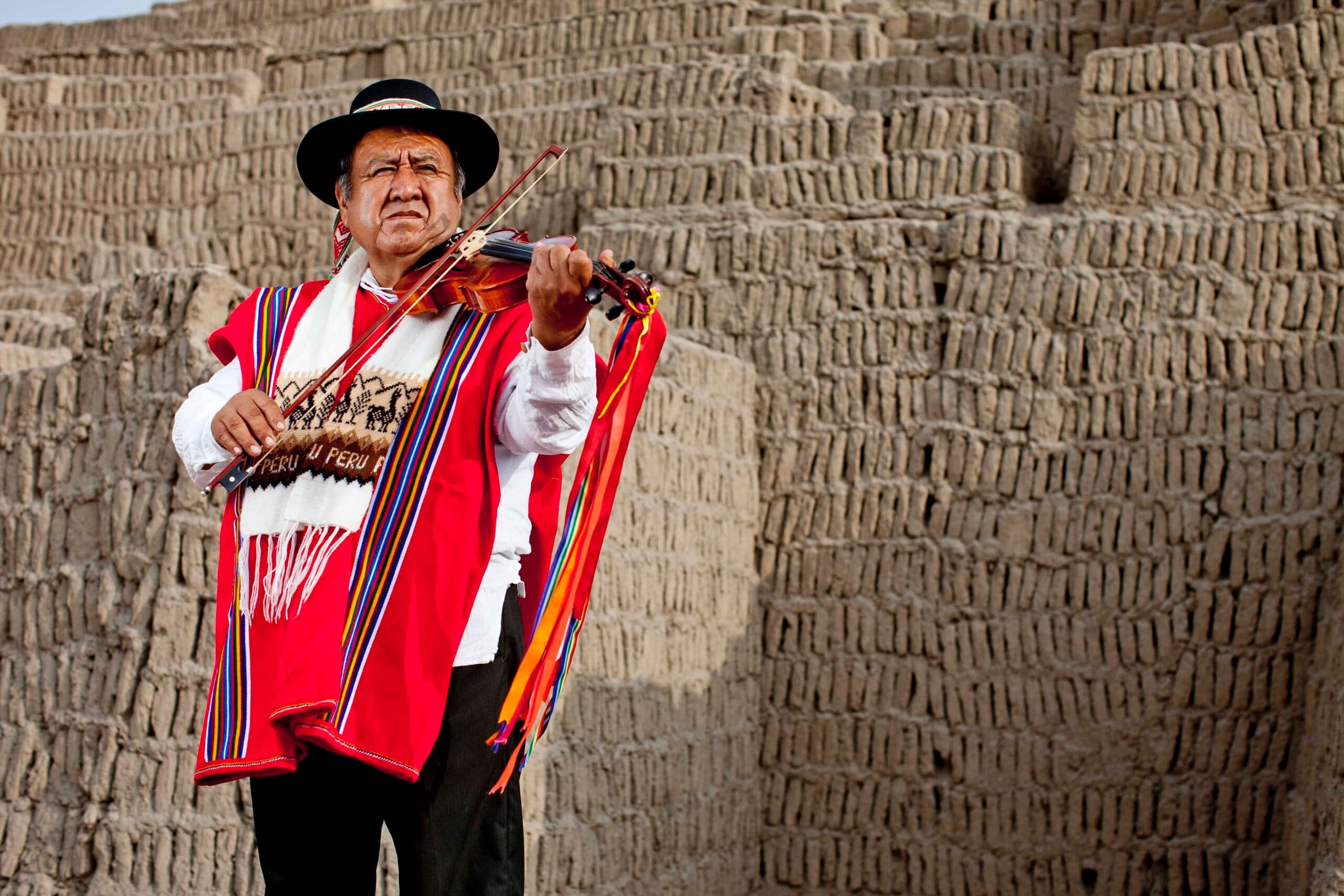 Andrés Chimango alista show al ritmo de la Danza de Tijeras