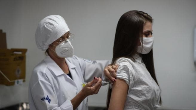 Desde el sábado aplicarán primeras dosis a mayores de 18 años
