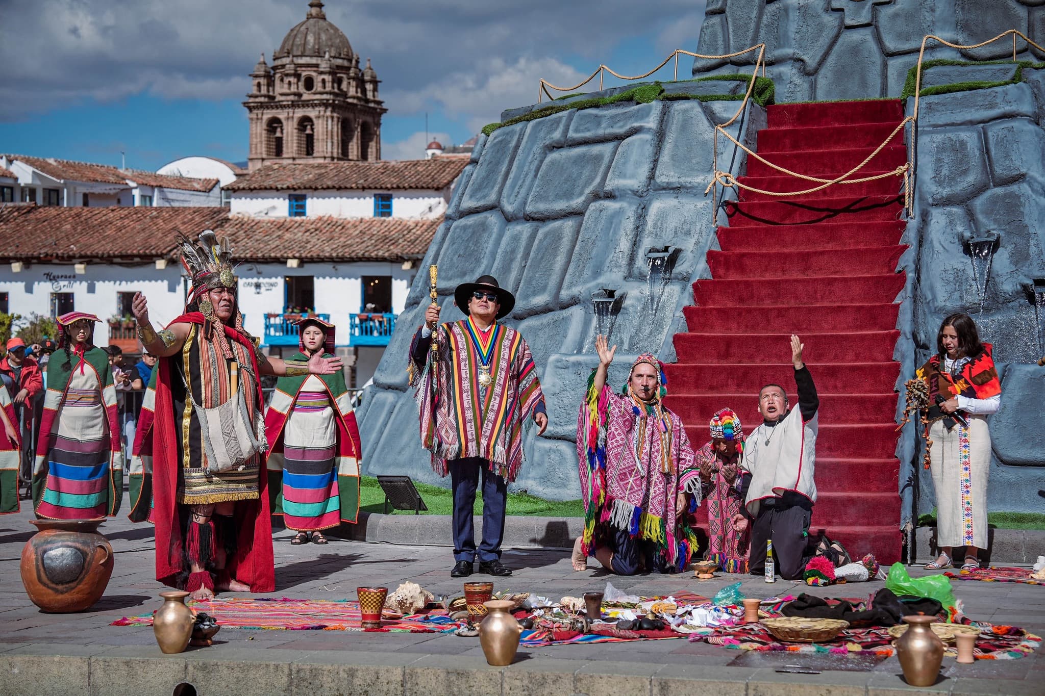 Cusco espera hasta 300 mil visitantes por su mes jubilar