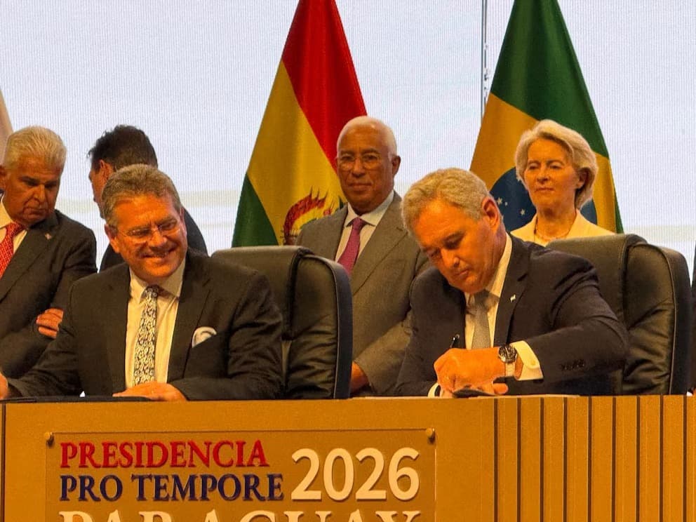 Unión Europea y Mercosur firman histórico acuerdo de libre comercio