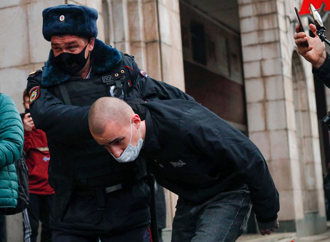 Más de 200 manifestantes son arrestados en Rusia