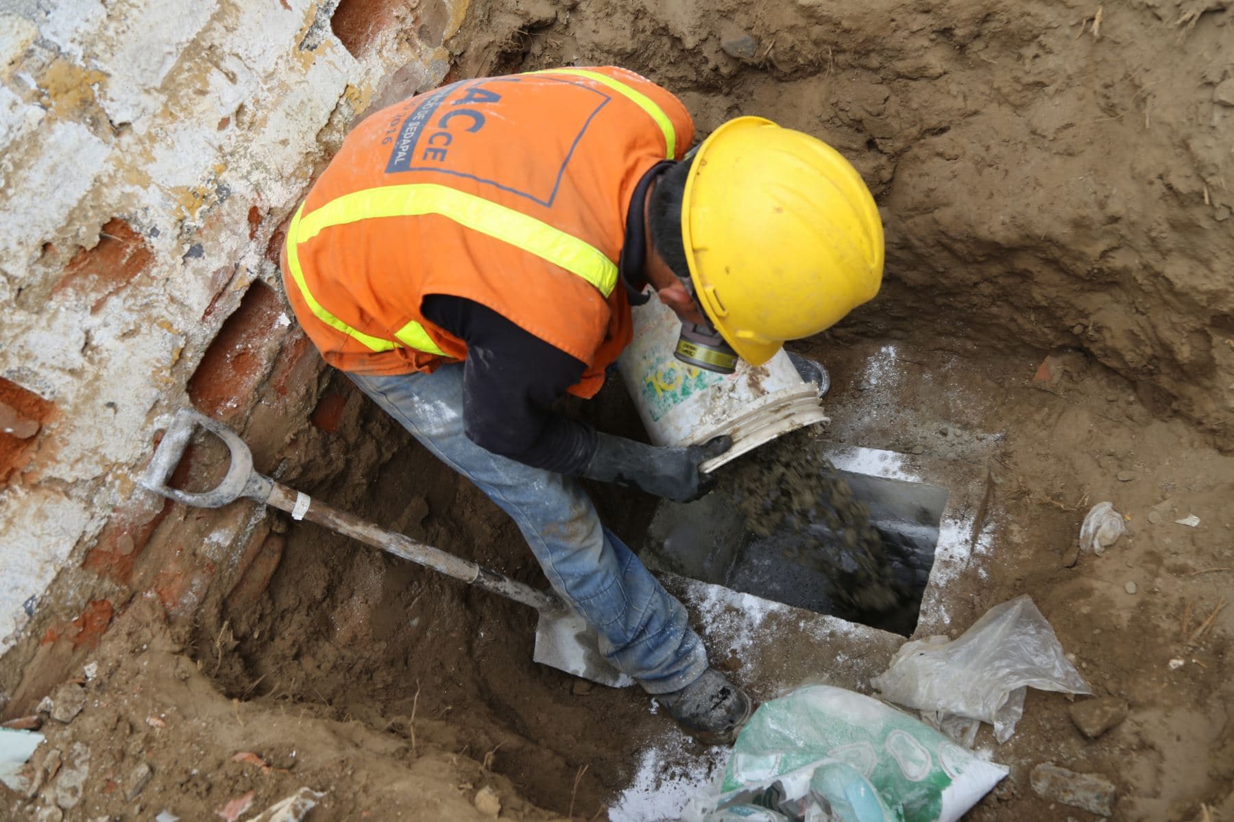 Hallan conexión ilegal de agua que causó pérdida de S/ 8 mil