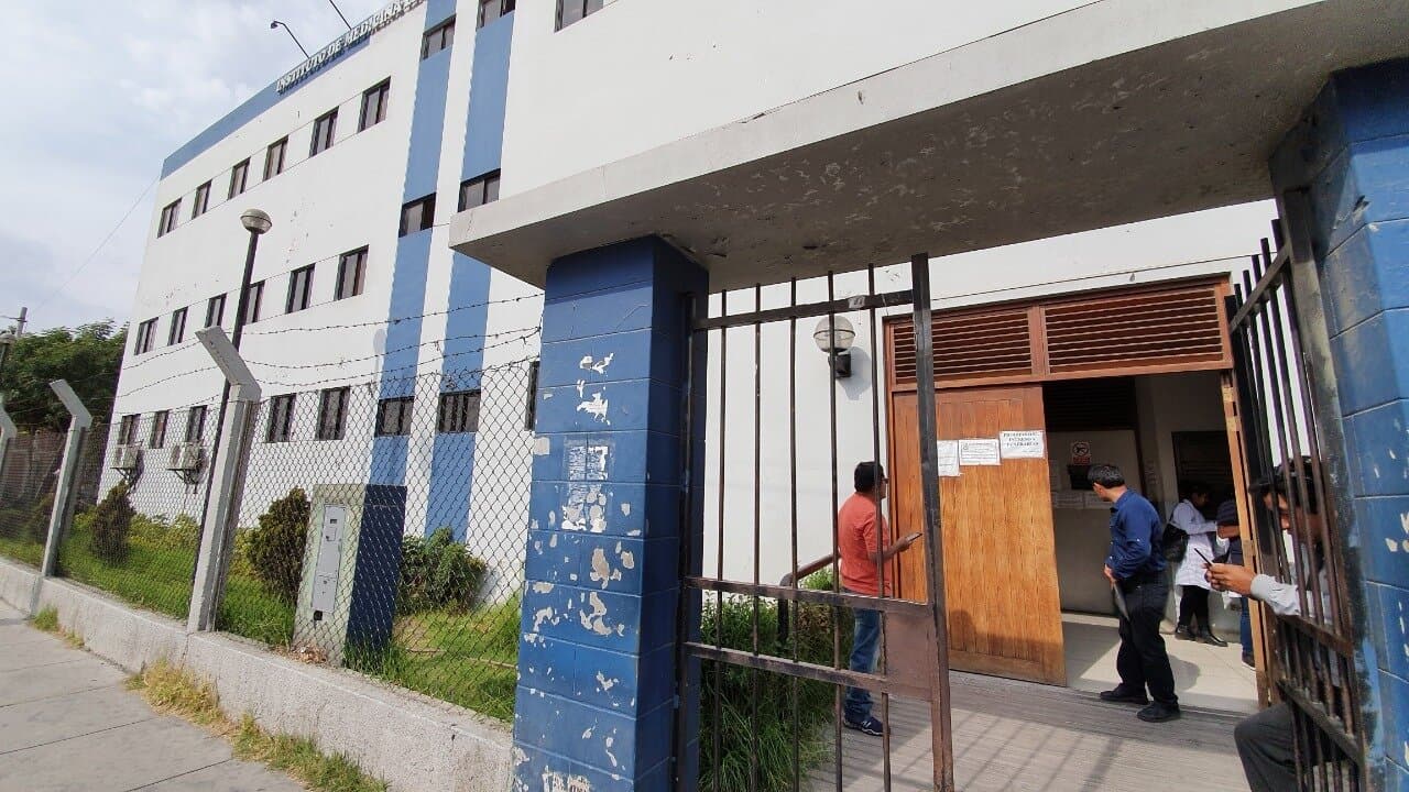 Constatan hacinamiento y falta de insumos y personal en la morgue