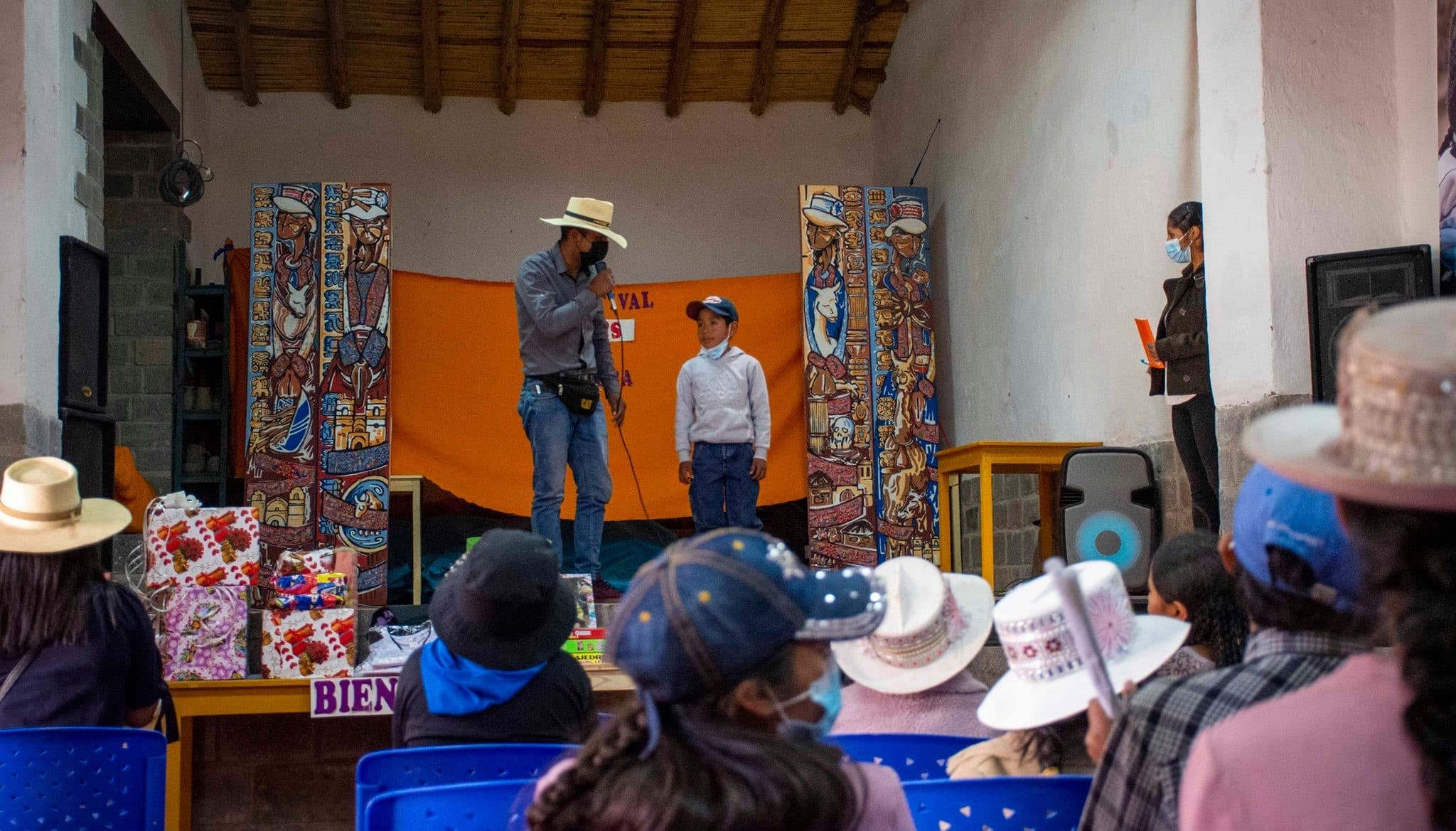 Se realizó el I Concurso de Poesía y Declamación en Caylloma