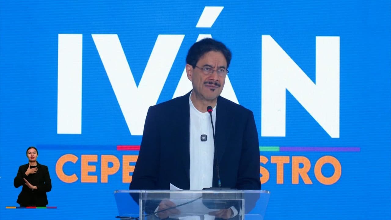 Iván Cepeda reconoce derrota ante Abelardo de la Espriella