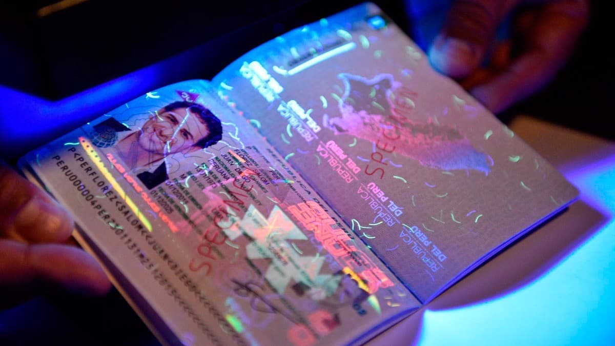 Congreso aprobó ampliar por 10 años vigencia del pasaporte electrónico