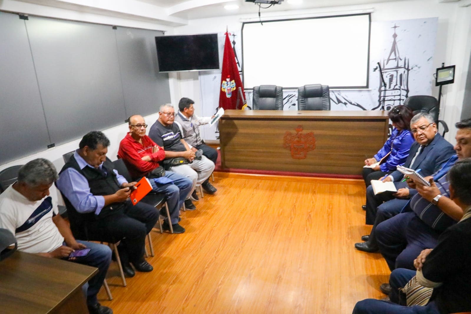 MPA analizará reducir multas e inaplicar el plaqueo a taxistas