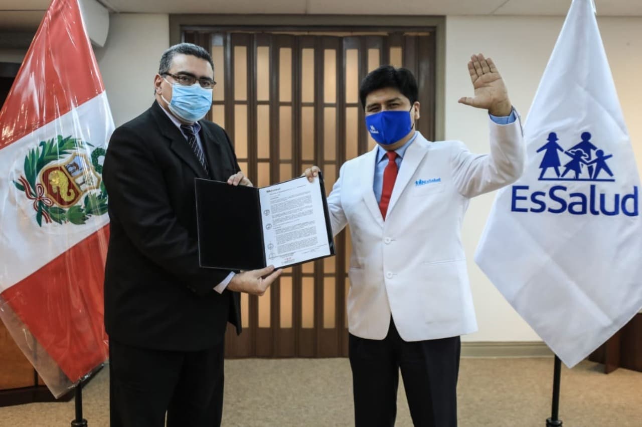 Eloy Durán Cervantes es el nuevo gerente general de EsSalud