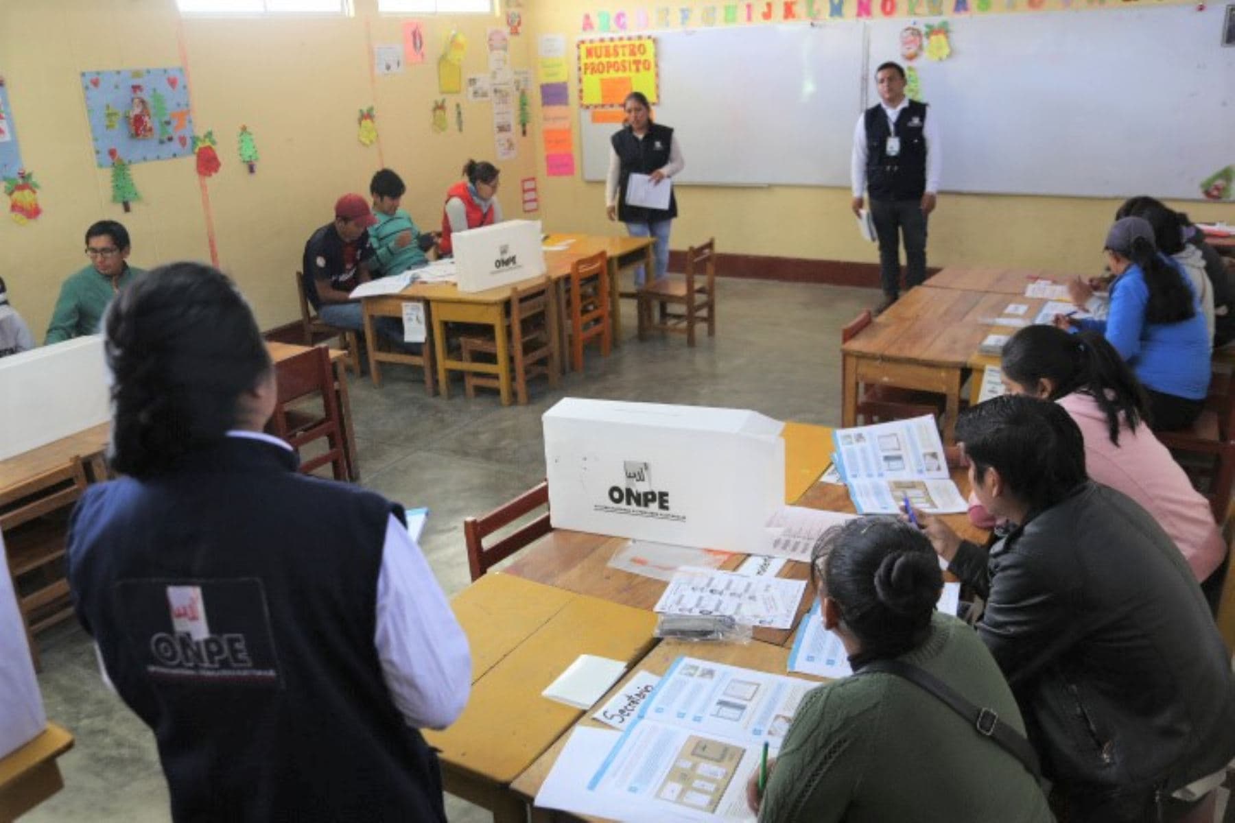 Expertos se pronuncian contra proyecto que modifica las PASO