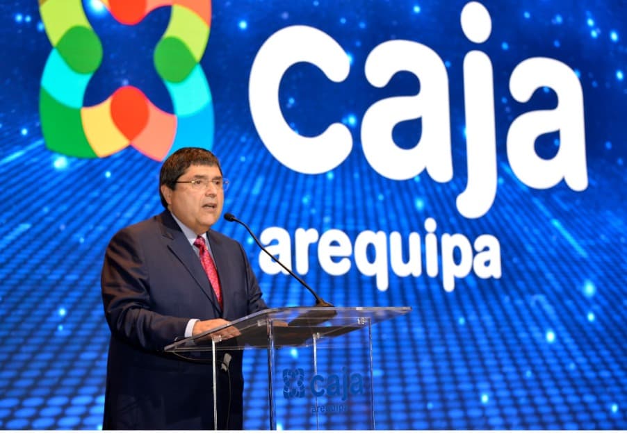 Pablo Manrique Oroza asume la presidencia del Directorio de Caja Arequipa