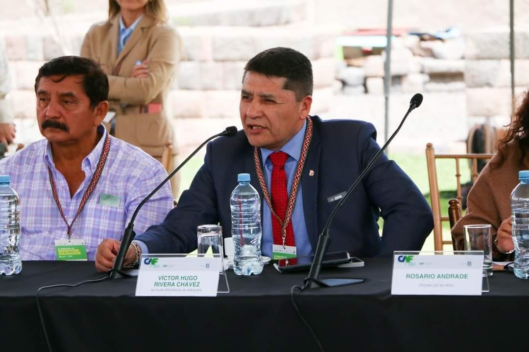 Alcalde Rivera descarta aumento de sueldos para sus funcionarios