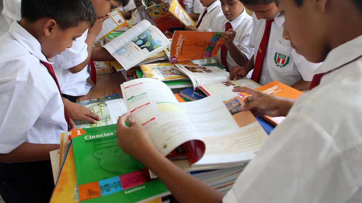 Minedu afirma que textos escolares no hacen uso de lenguaje inclusivo
