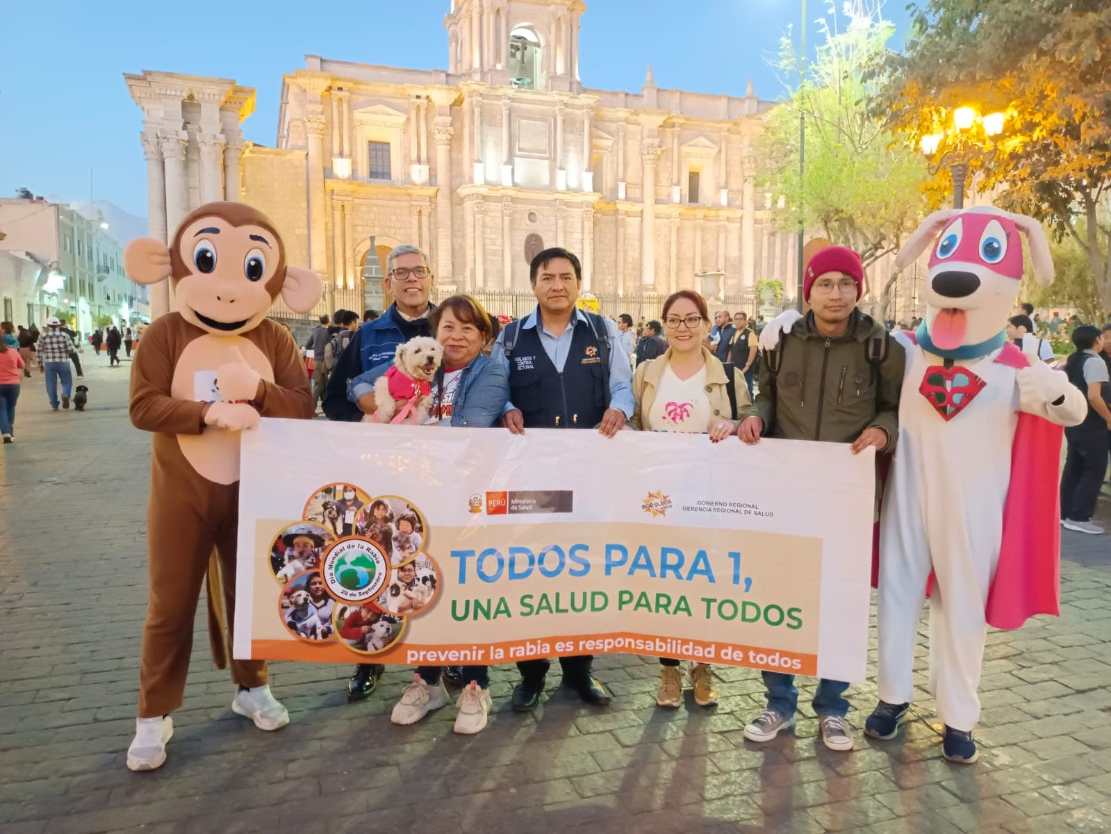 Realizan campaña "Todos unidos contra la rabia"