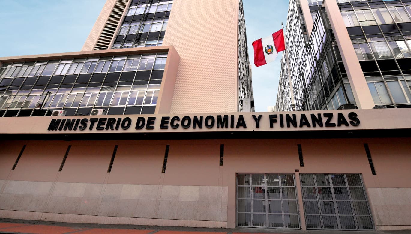 Cuentas fiscales cerraron segundo trimestre con un saldo positivo