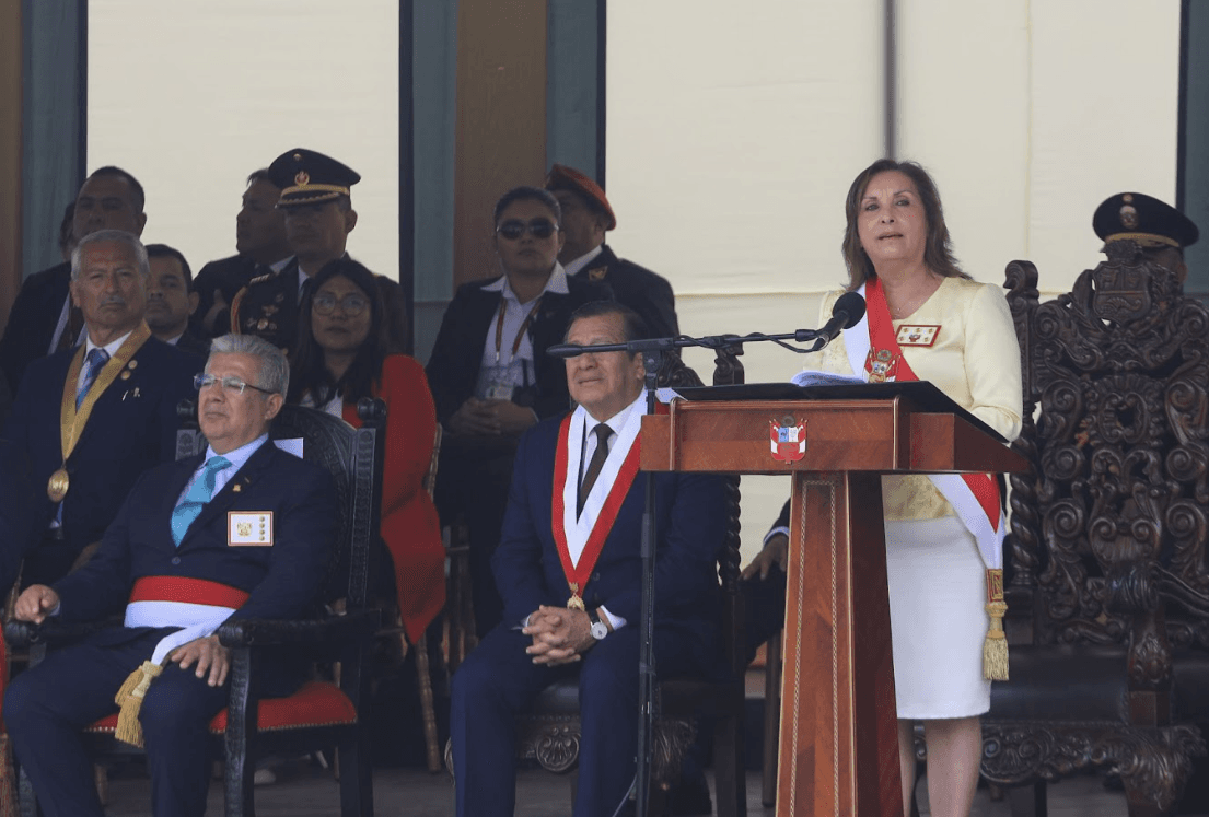 Presidenta Boluarte pide poner fin a rumores sobre su vacancia