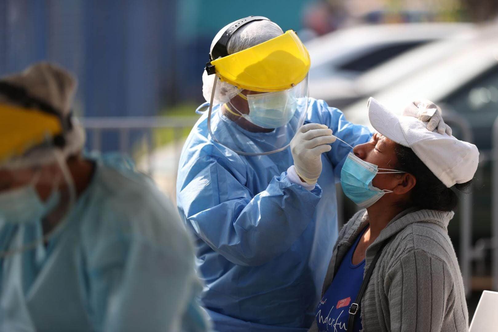 Perú registra sus dos primeros decesos por COVID-19 en 2024