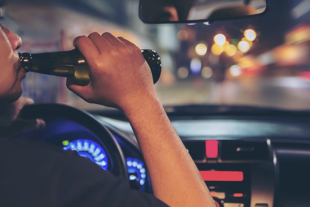 Plantean proyecto para devolver licencias a conductores ebrios