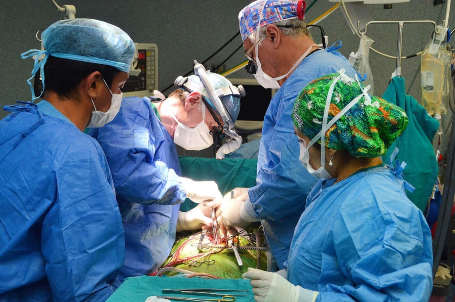 Médicos esperan evolución favorable de herido de bala