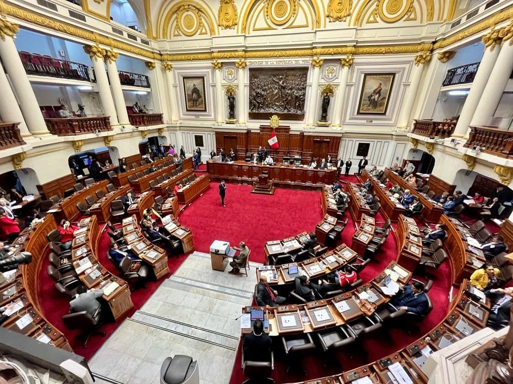 Deficiente asesoría conlleva al deterioro de las instituciones
