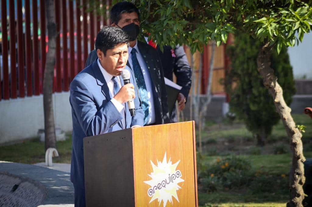 Justifican elección del gerente de Salud al no tener sentencia