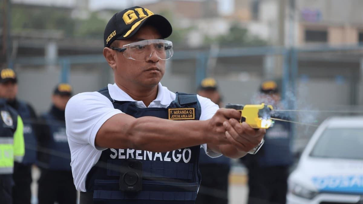 Serenos podrán utilizar pistolas eléctricas o de electrochoque
