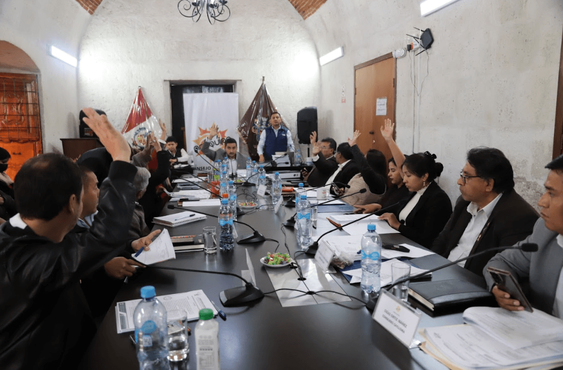 Hasta 6 consejeros aspiran a ocupar presidencia del CRA