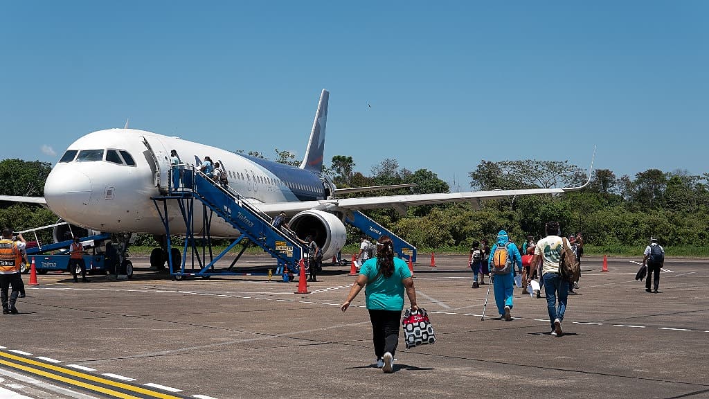 Minsa y personal del Aeropuerto refuerzan controles