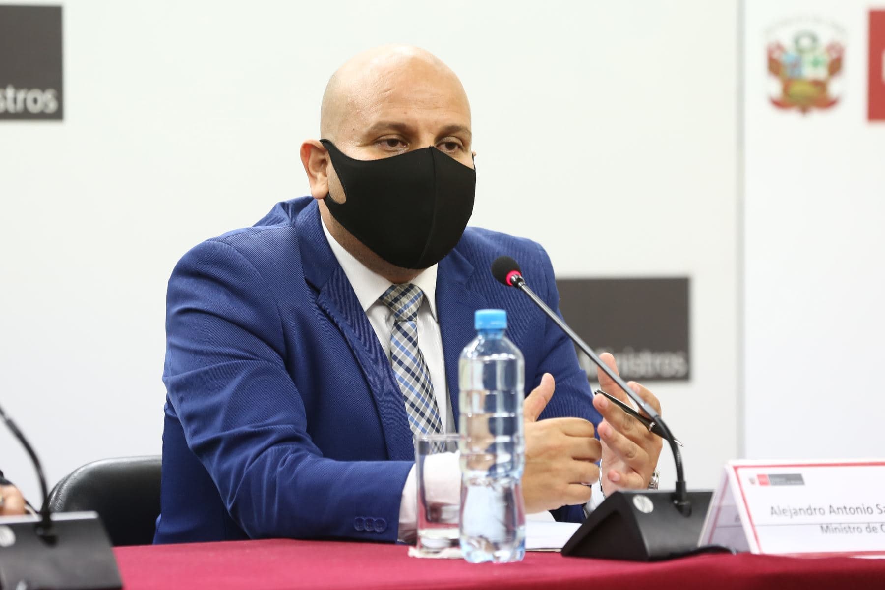 “El presidente irá al Congreso como gesto de humildad democrática”
