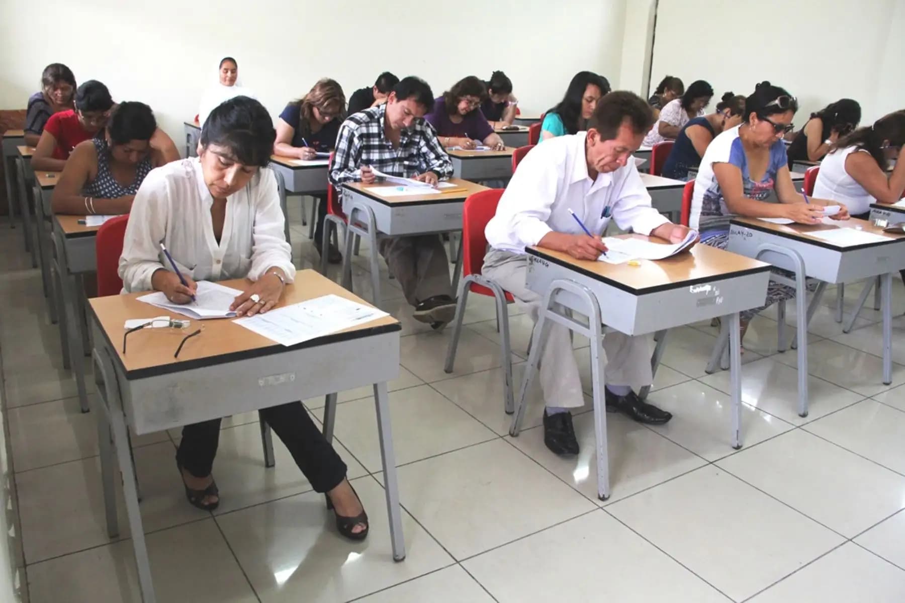 Lanzan convocatoria para curso virtual de Ascenso Docente 2026
