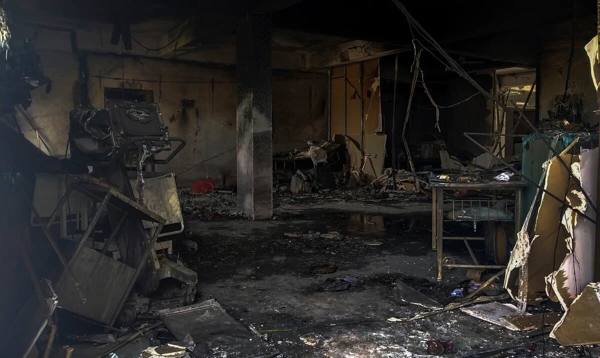 India: incendio en hospital  mata a 18 personas