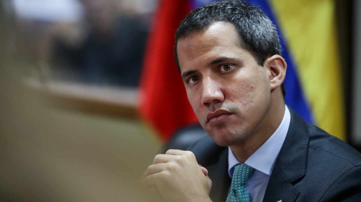 España y UE dan un mes de plazo para definir relación con Guaidó