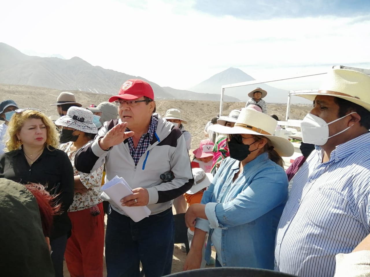 Pobladores reclaman ser dueños de predios