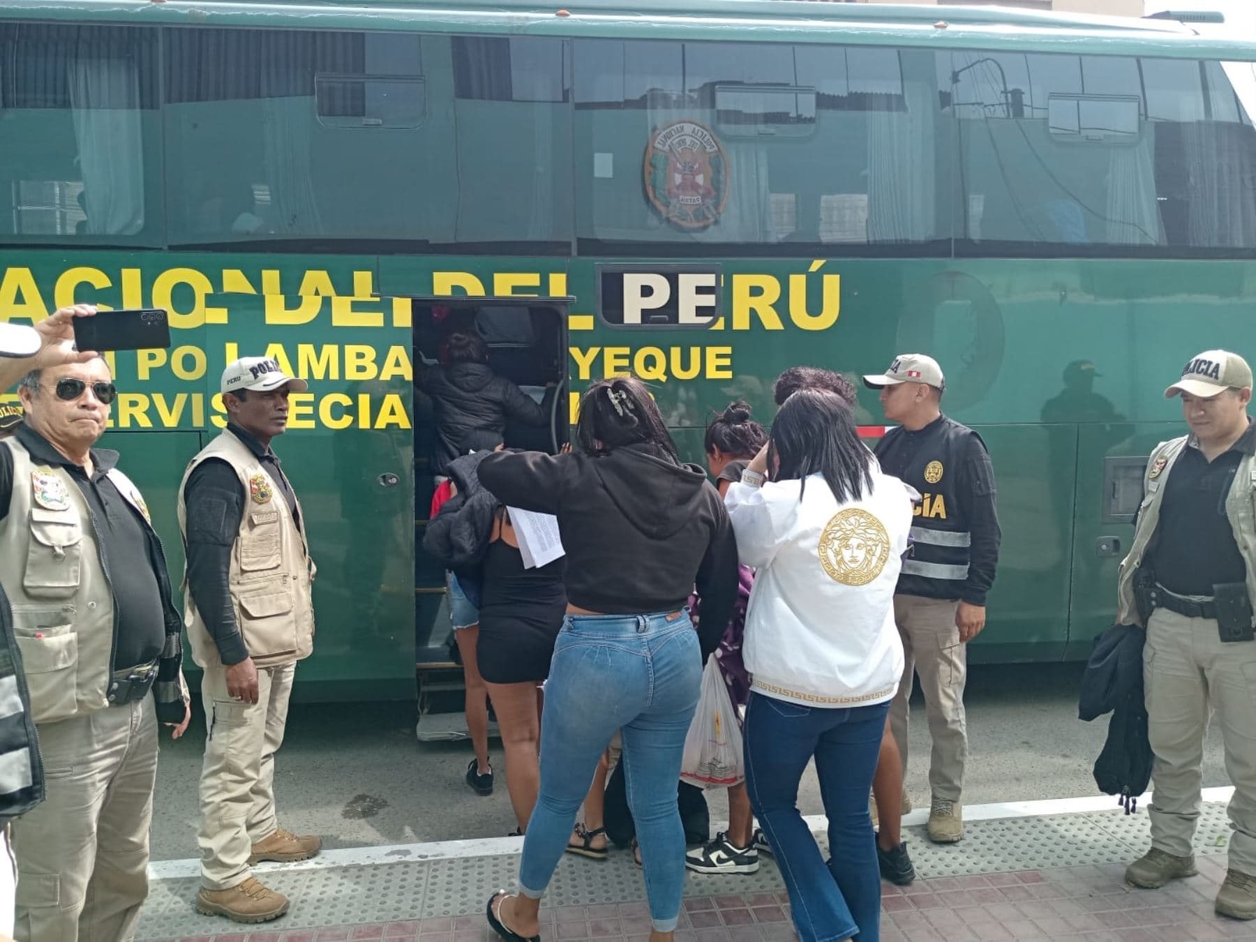 Migraciones ordena expulsión de 760 extranjeros en 24 horas