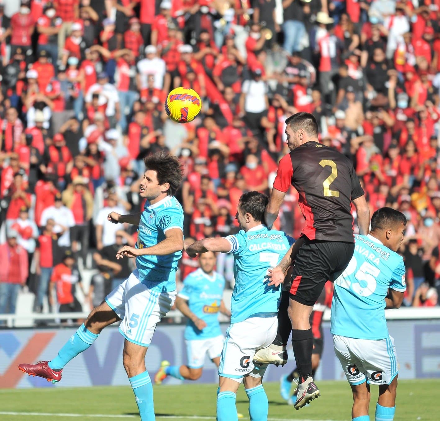 Sporting Cristal rompe racha del FBC Melgar en Arequipa
