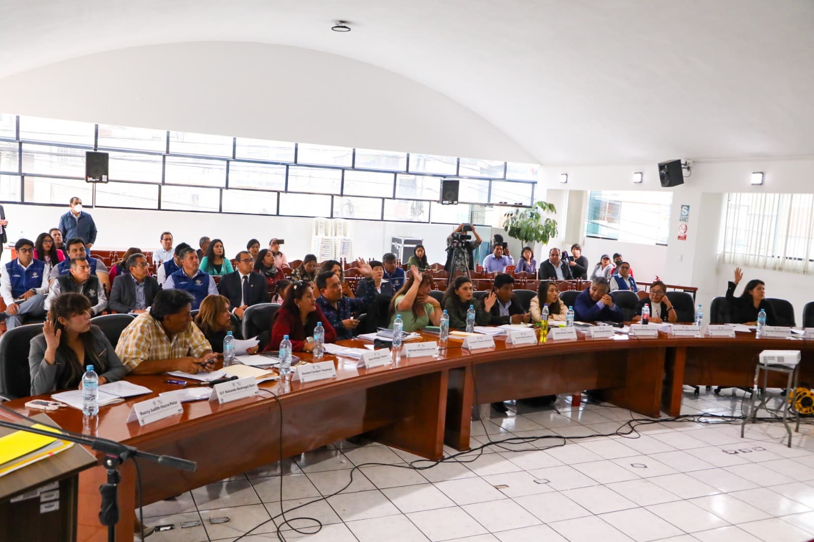 Diez regidores de la municipalidad de Arequipa viajarán a Piura