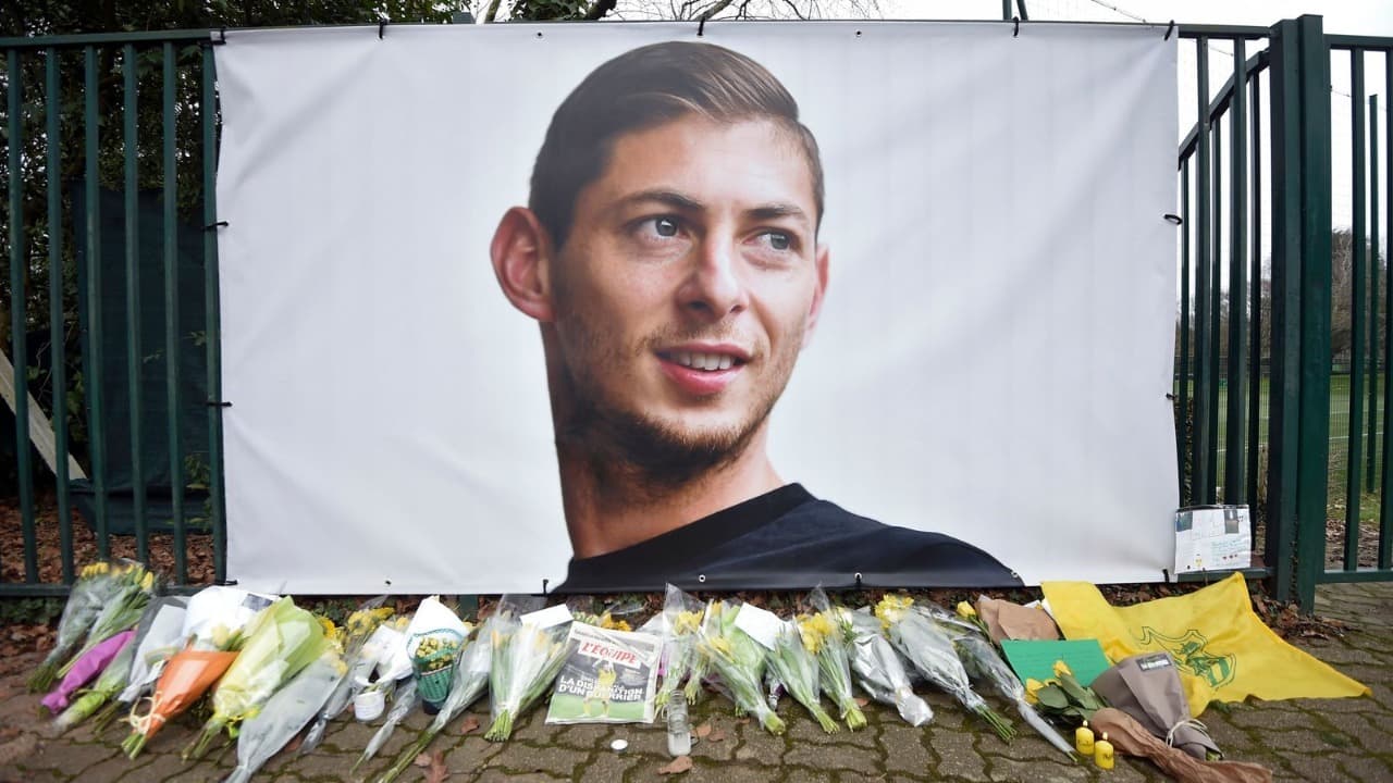 Exfutbolista sufrió una intoxicación antes de estrellarse su avión