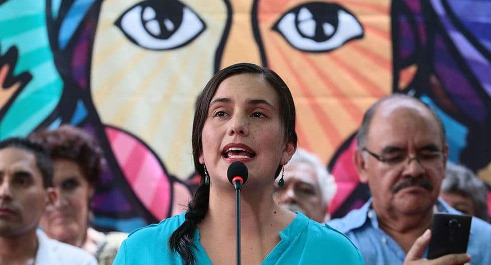 Mendoza promete vacunación universal y gratuita