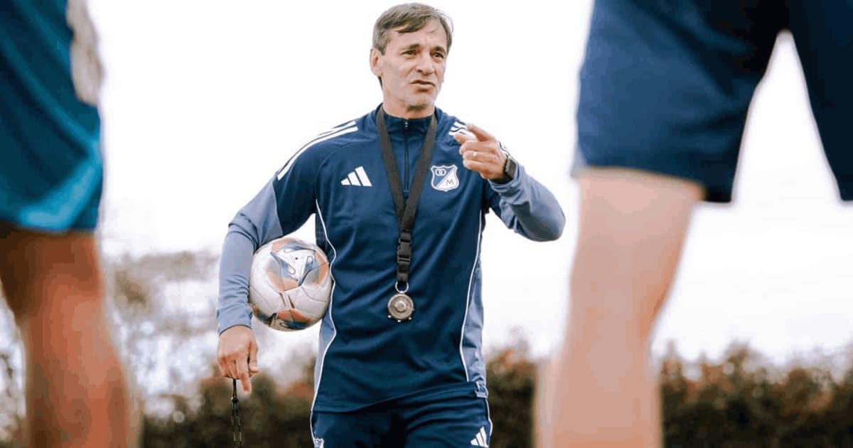 Fabián Bustos descarta volver a la ‘U’ tras salida de Rabanal