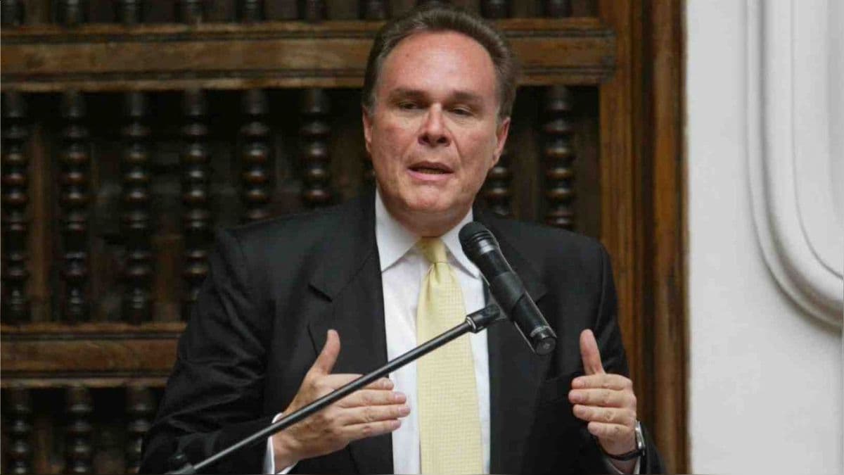 Exviceministro denunciará a Dina Boluarte