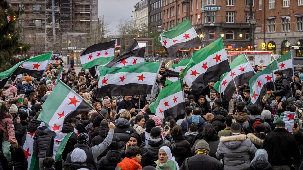 Siria celebra caída del régimen de Bashar al Assad tras 50 años