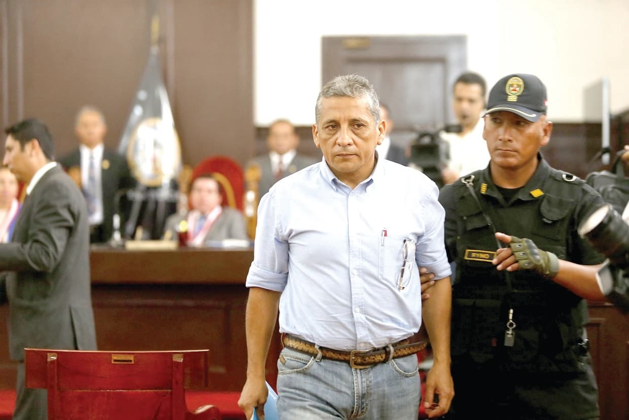 Piden citar a Chero y Méndez al Parlamento por el caso Antauro