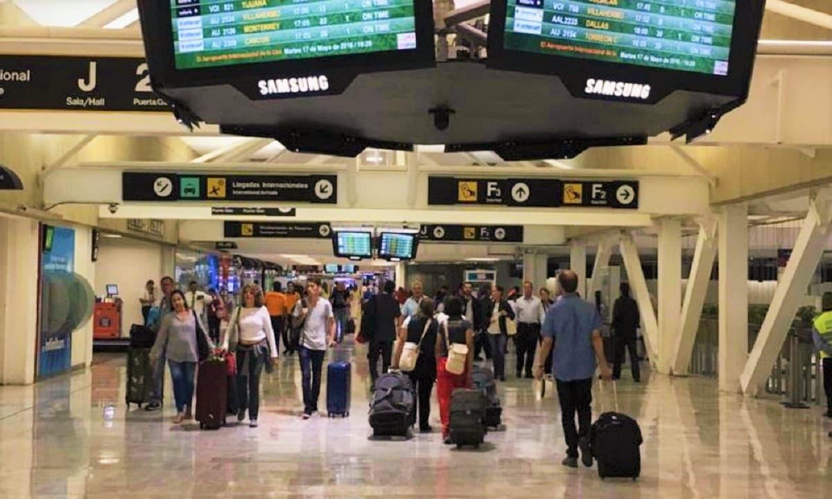 Donald Trump evalúa prohibir el ingreso de extranjeros a EE.UU.