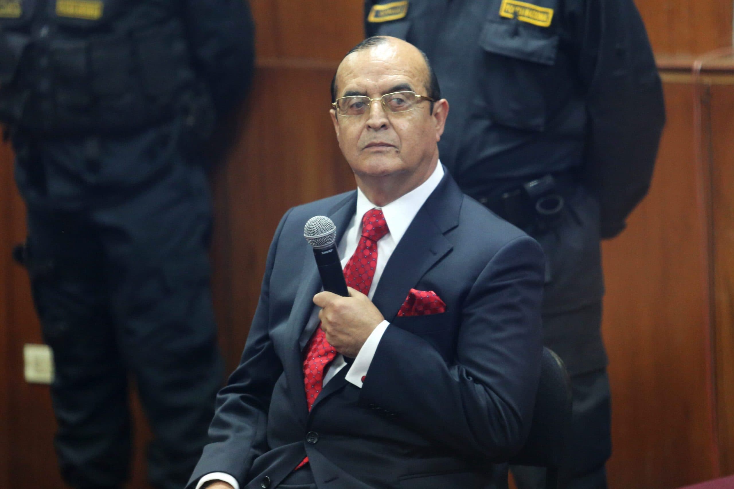 Vladimiro Montesinos es condenado a 19 años y 8 meses