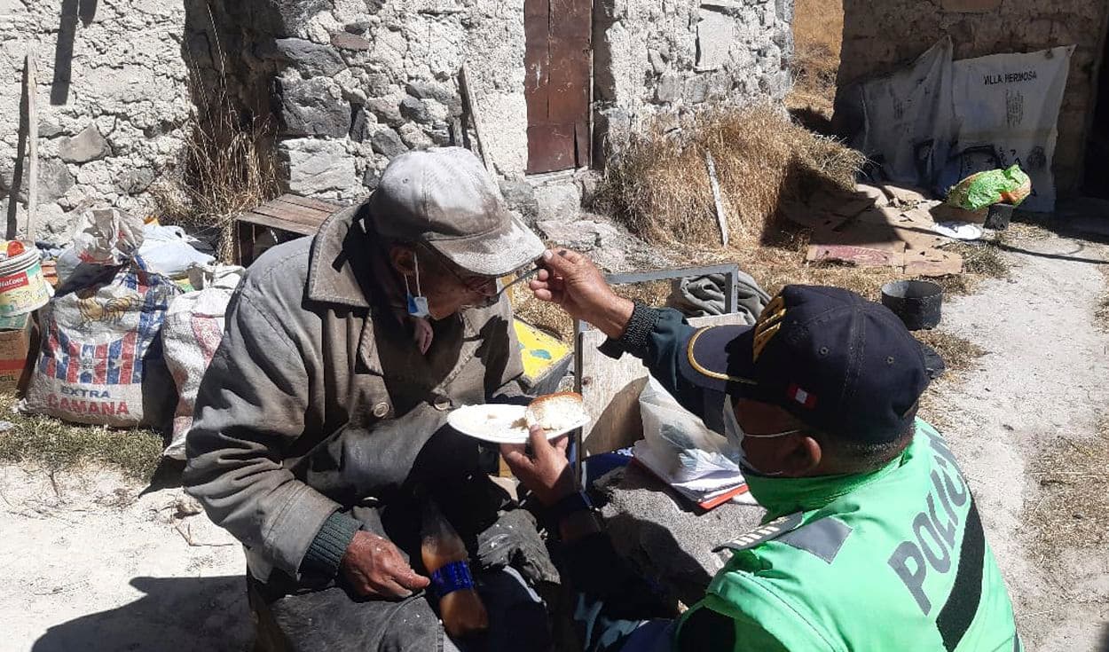 Arequipa: Anciano en estado de abandono es auxiliado por Policías
