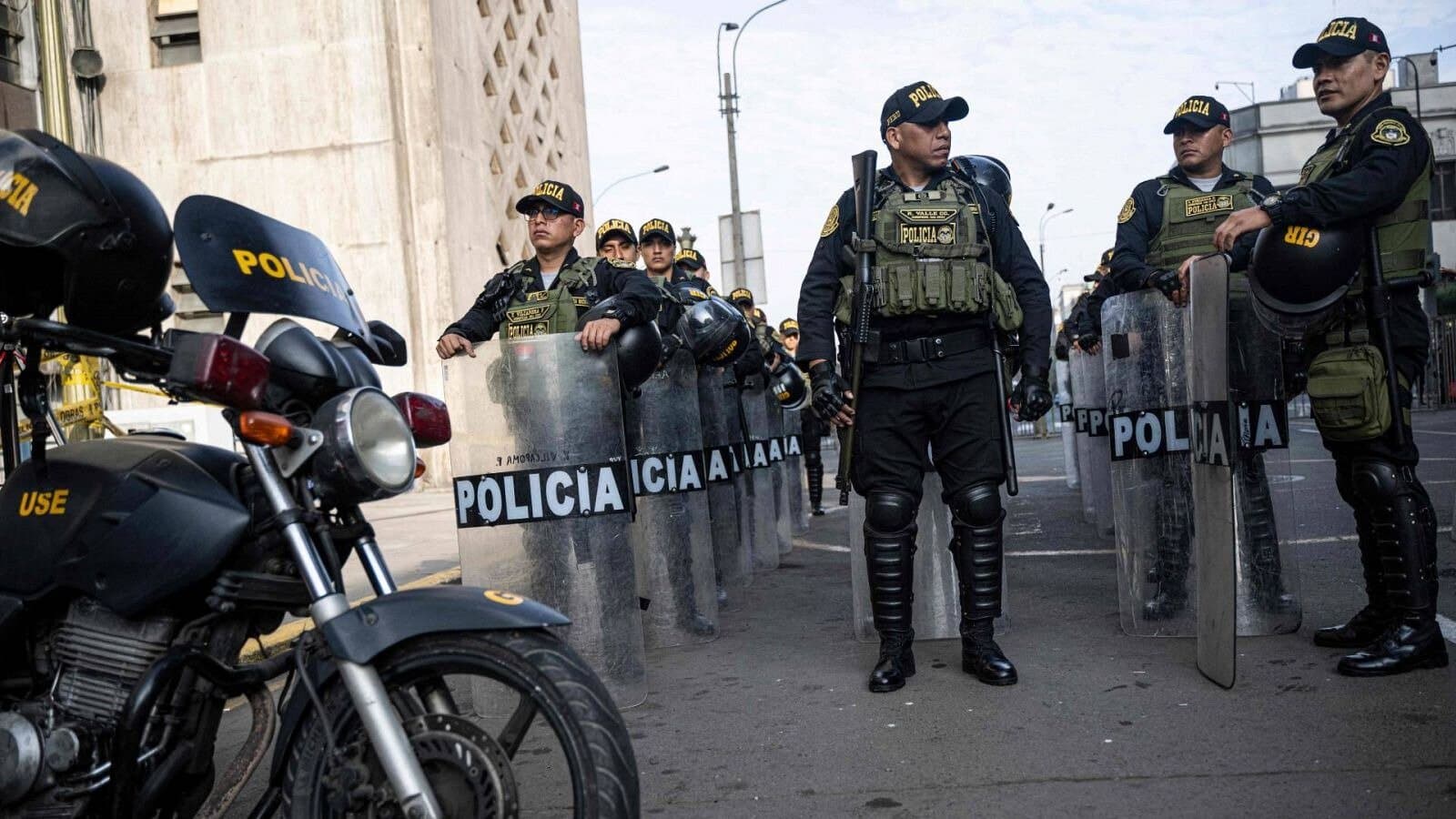 La declaratoria de emergencia asegura apoyo de FF.AA. a PNP