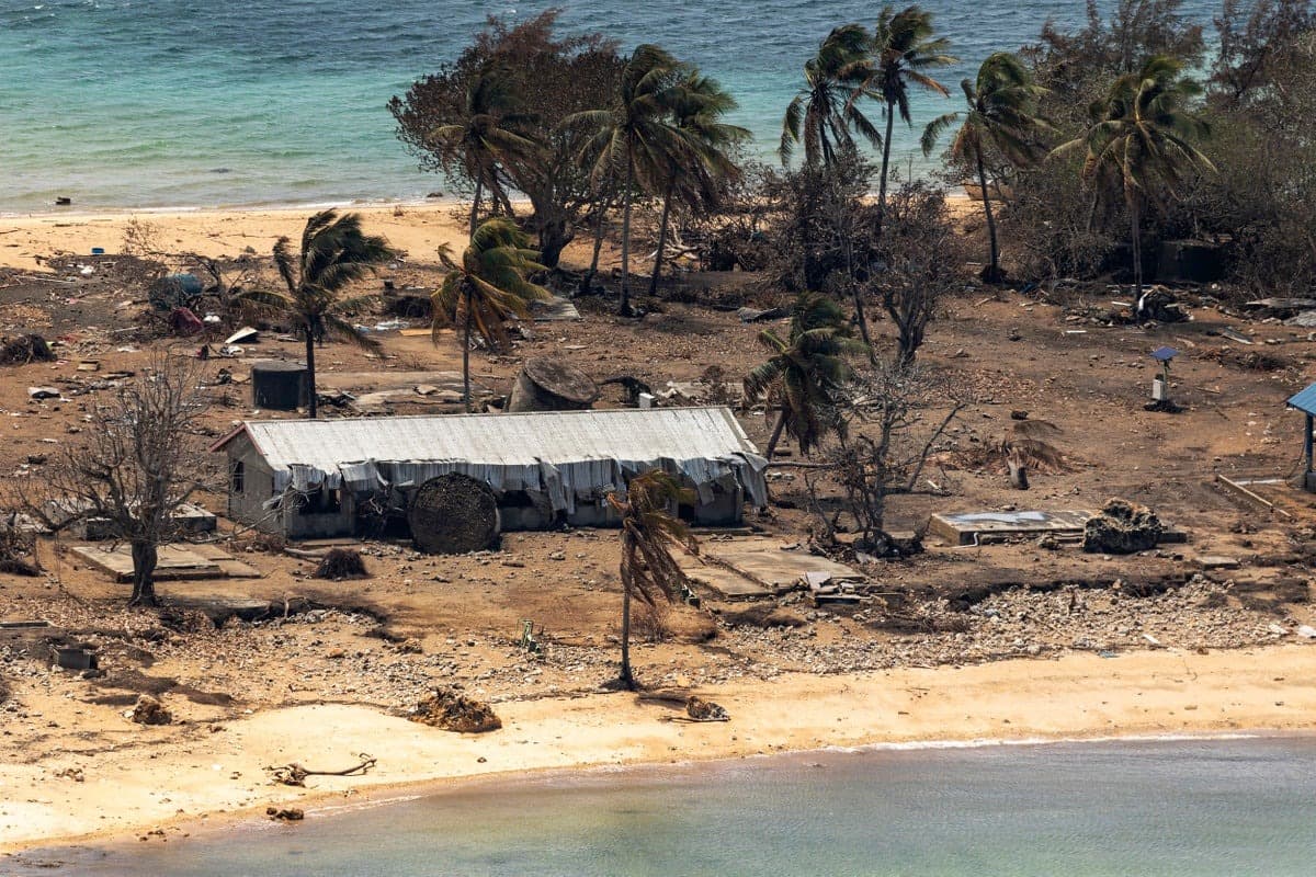 Contagios de la COVID-19 se propagan en Tonga