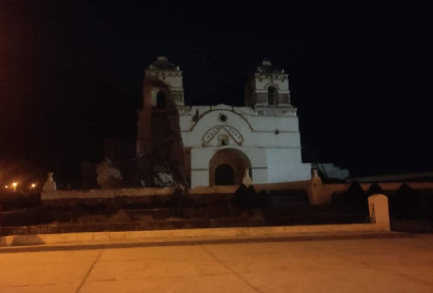Templo del distrito de Lari fue dañado por sismo en Arequipa