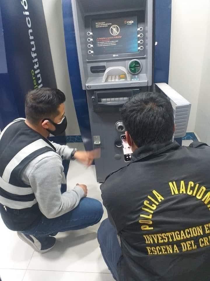 Roban más de 132 000 soles de cajero automático